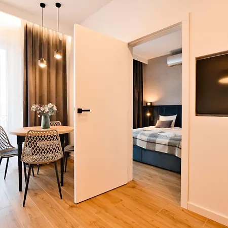 Apartament Flower Blue By Housine Zator